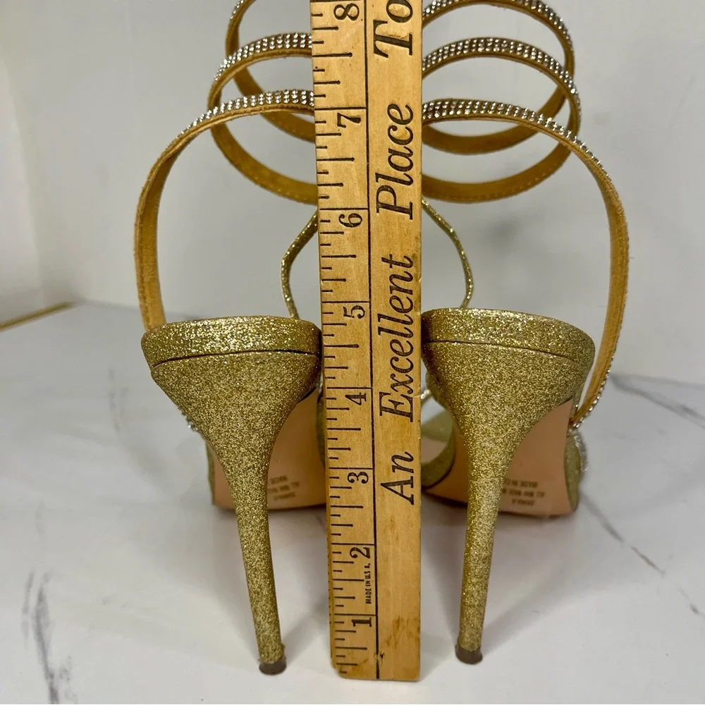 cathy din usa by width night